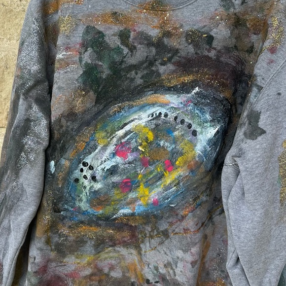 Croft & Barrow Gray Artistic Crew Neck Sweater - Picture 2 of 7